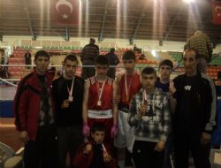 Şampiyonluk için yumruk atacaklar